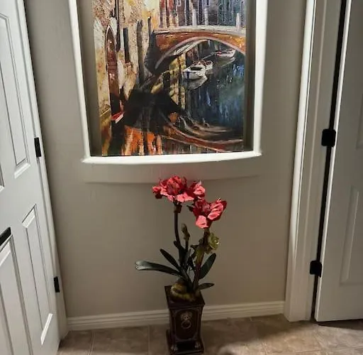 Vintage Vibes - Floral Retreat In * Chandler