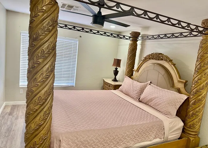Villa Vintage Vibes - Floral Retreat In *